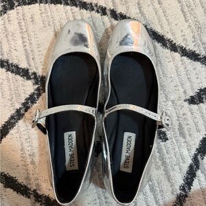 Steve Madden Metallic Silver Flats